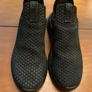 Ecco mens black woven suede slip on sneakers preloved worn twice heel pull tab